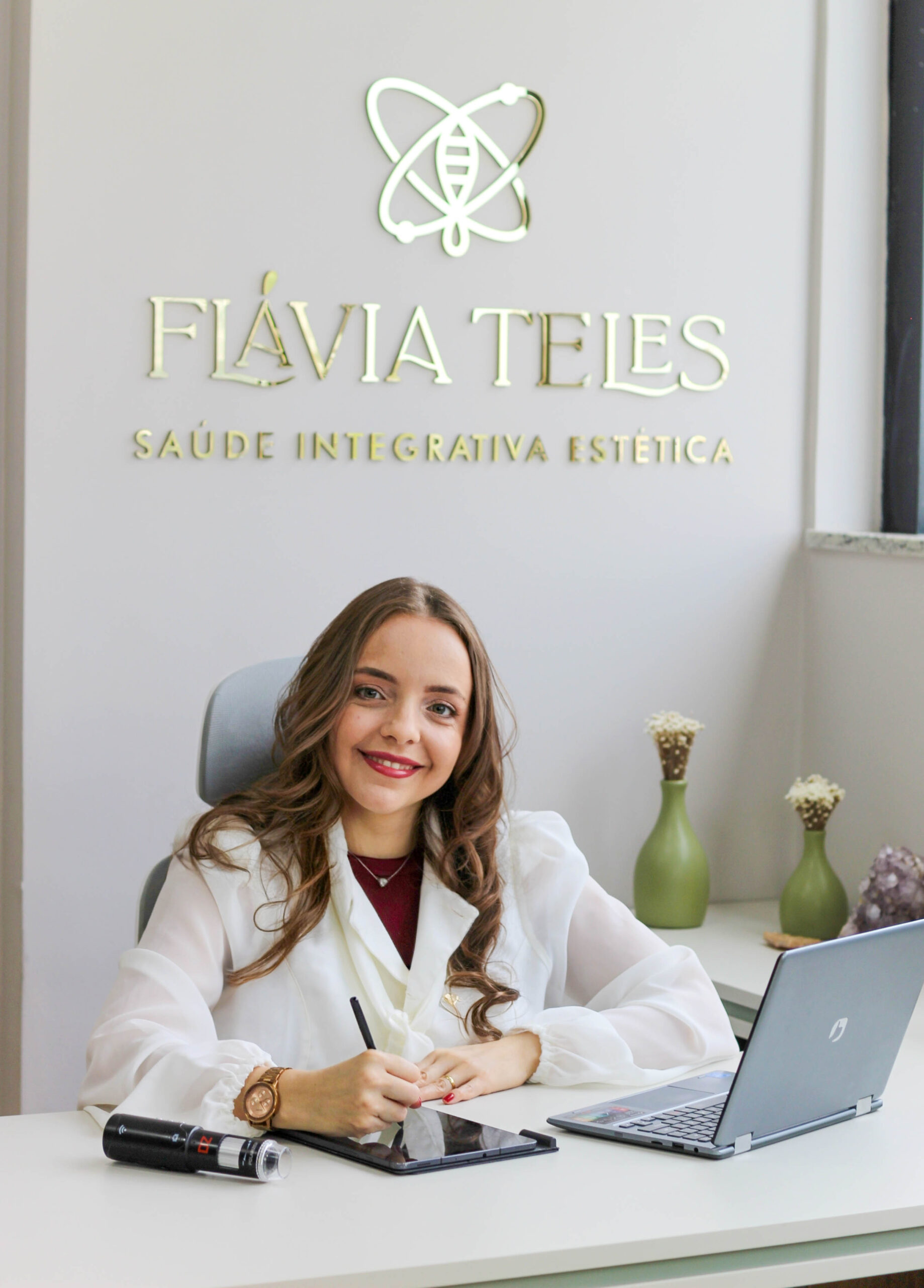 Flávia Teles